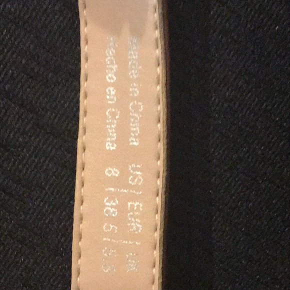 Sandals - Picture 5 of 5